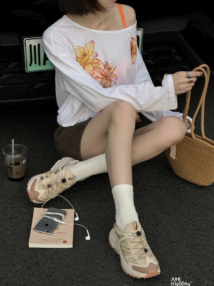 斯凯奇山溪溯溪鞋 192元 - 聚合线报